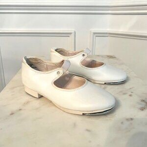 Capezio Girls White Tap Shoes 12M